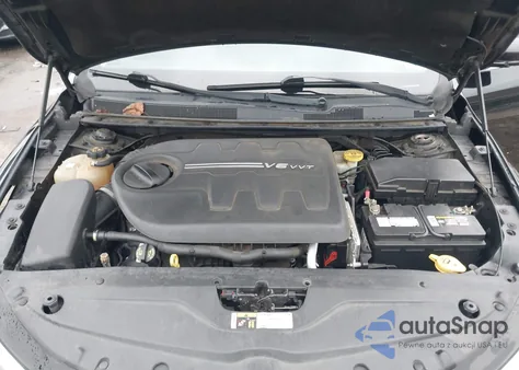 2015 Chrysler 200 C z USA, uszkodzony, nr VIN 1C3CCCCG7FN517049